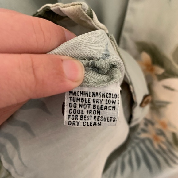 Men’s Tommy Bahama Silk Hawaiian Floral Button Down Shirt XL - Picture 8 of 12